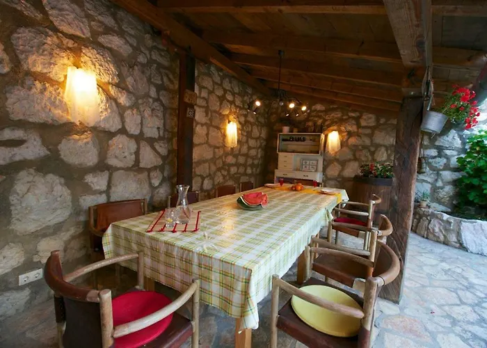 Abeona Mediterranean Vakantiehuis Drivenik